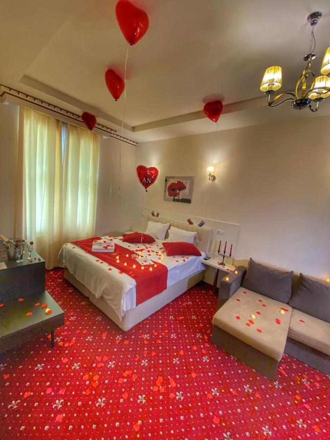 Top Royal Central Brasov Luaran gambar