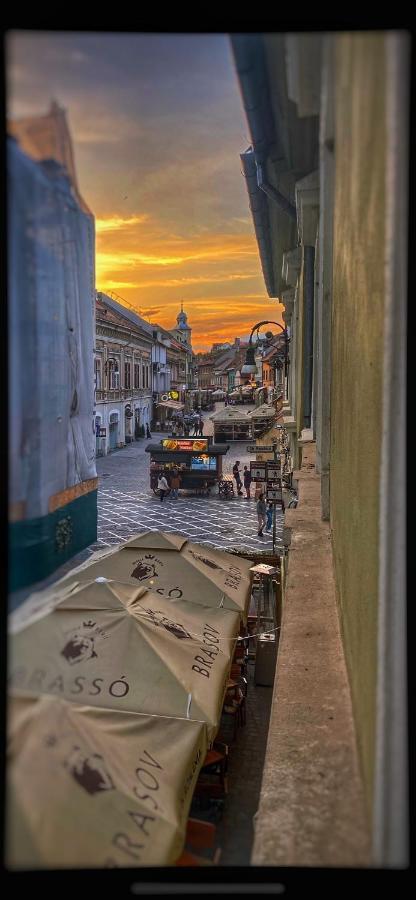 Top Royal Central Brasov Luaran gambar