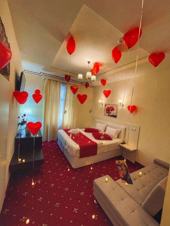 Top Royal Central Brasov Luaran gambar