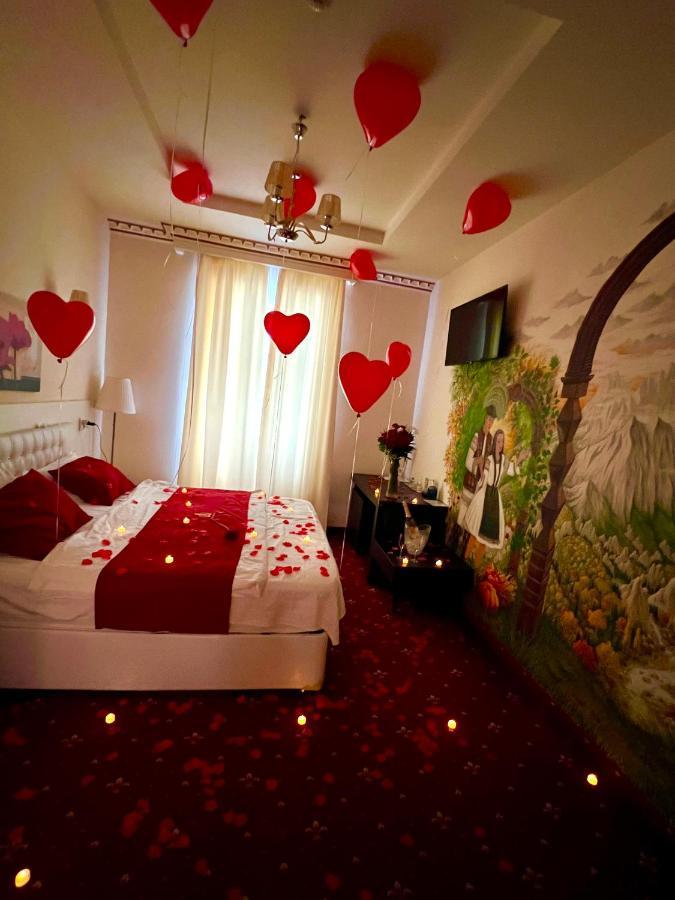 Top Royal Central Brasov Luaran gambar