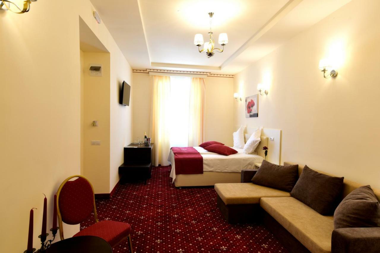Top Royal Central Brasov Luaran gambar