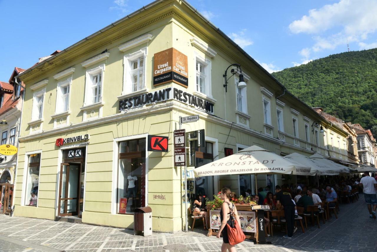 Top Royal Central Brasov Luaran gambar